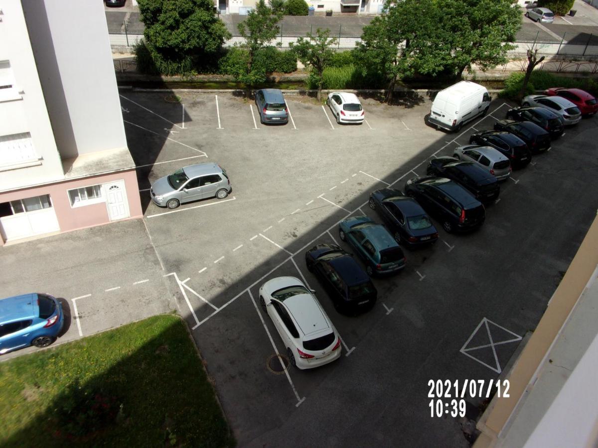 Une Halte Sur Valence Apartamento Valence  Exterior foto